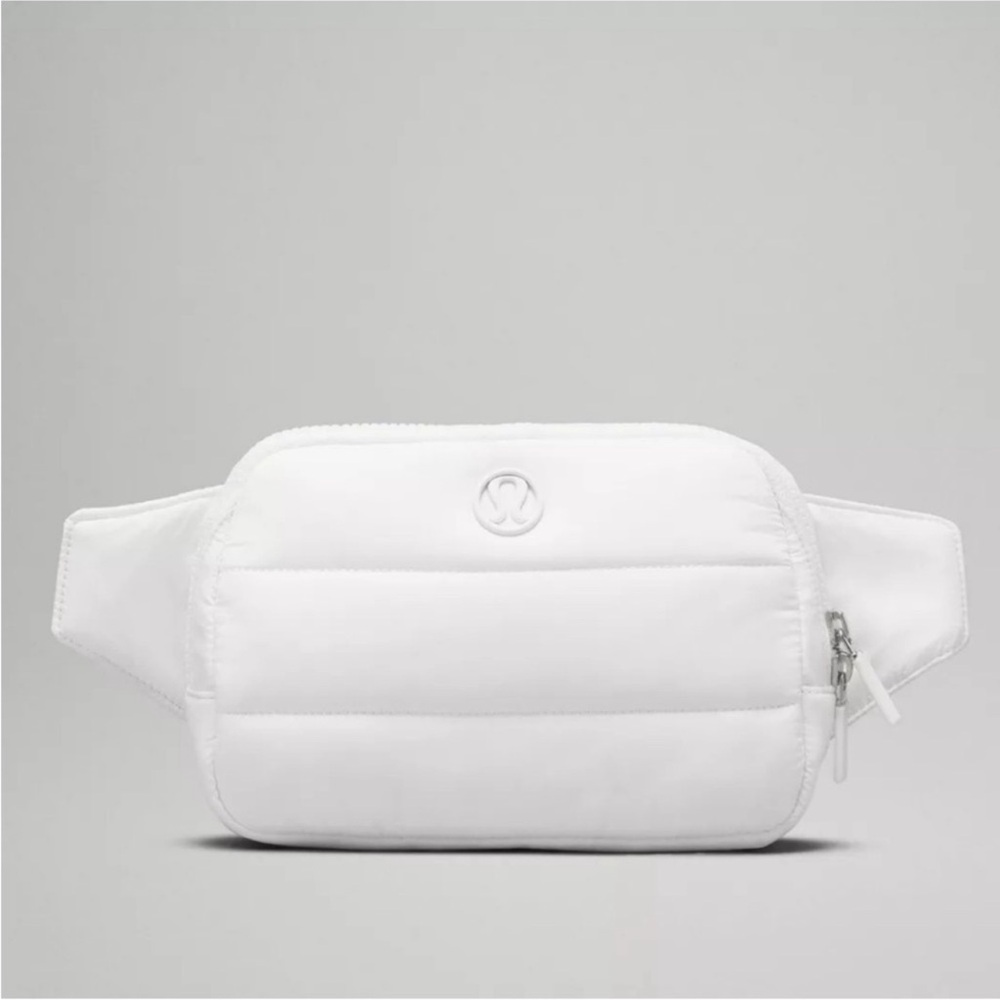 Lululemon white puffer belt bag